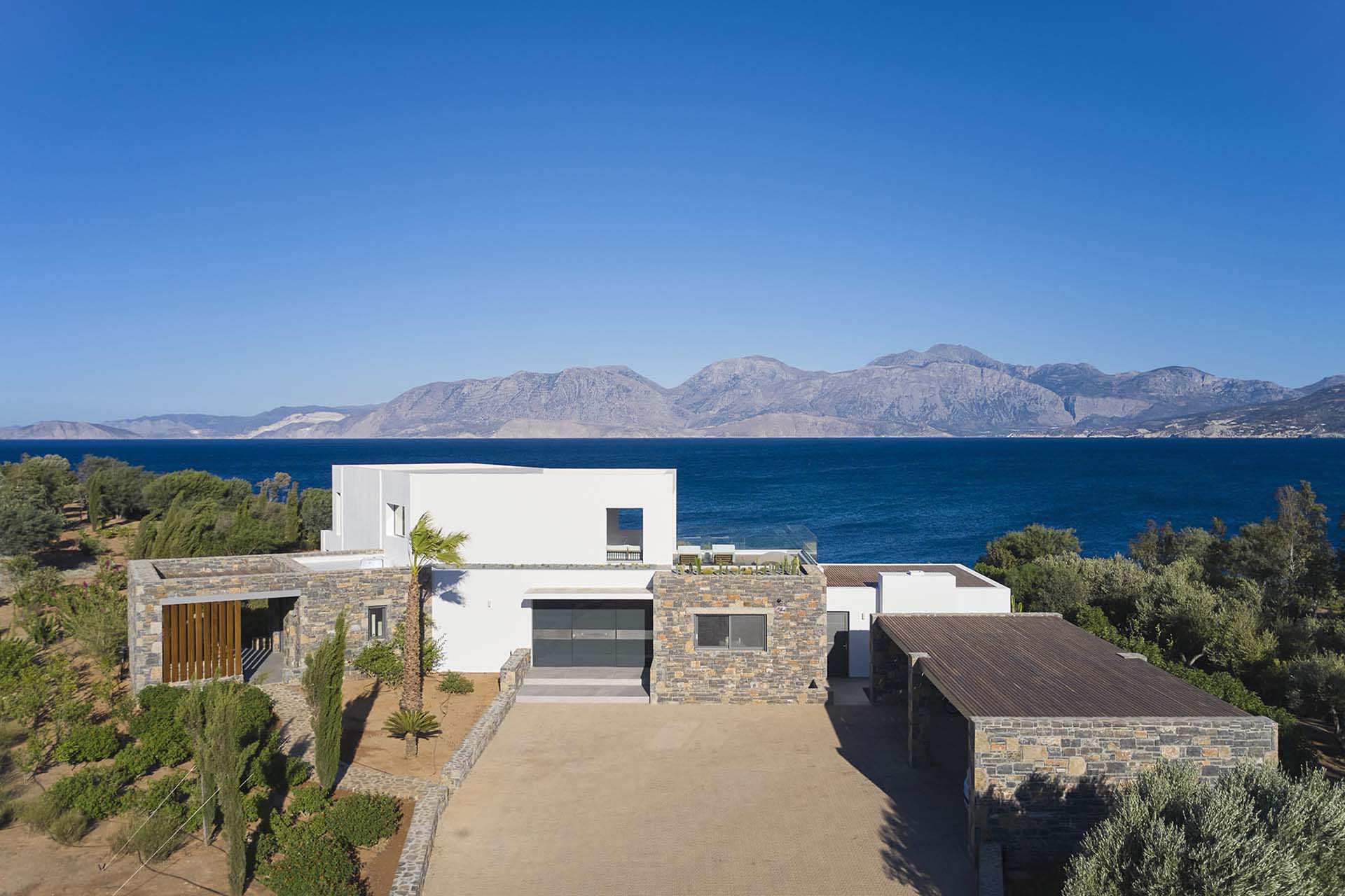 Property Image 2 - Luxury Beachfront villa in Crete