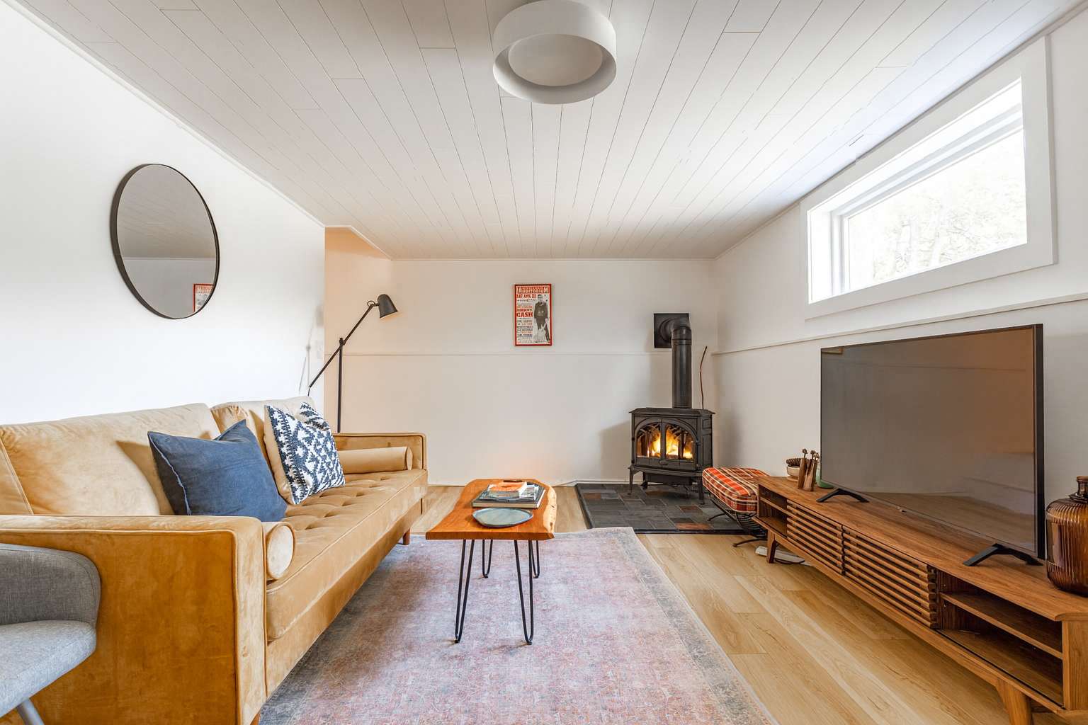 Navywood: Scandi | Peaceful | Red Hook/Rhinebeck