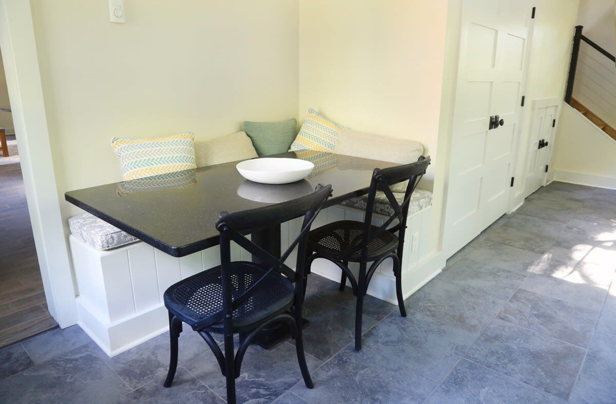 Deer Meadows - Country Lodge with Hot Tub Deer Meadows - Country Lodge with Hot Tub