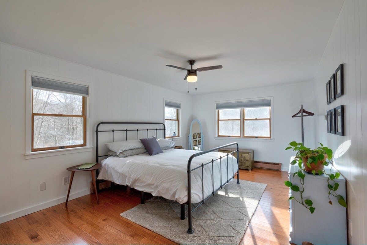 Fulton House - Family Friendly Lodge in Roscoe