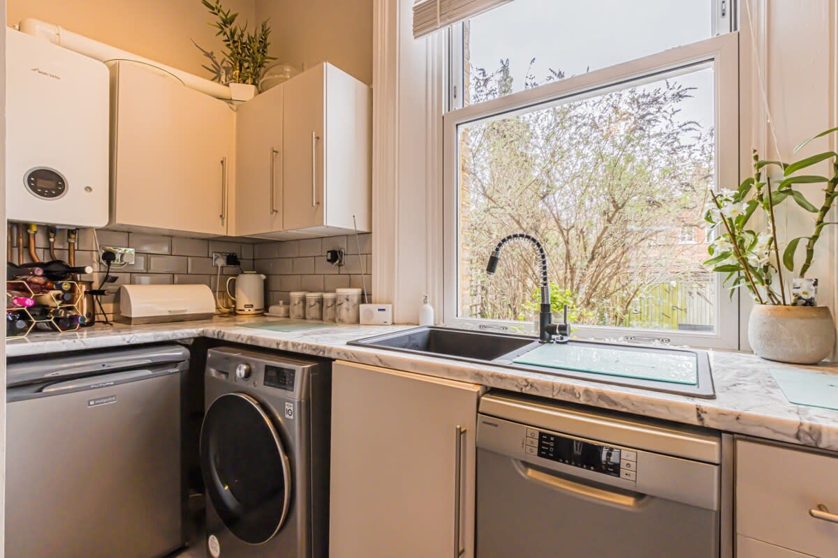 Ground Floor 1-Bedroom Flat in Windsor