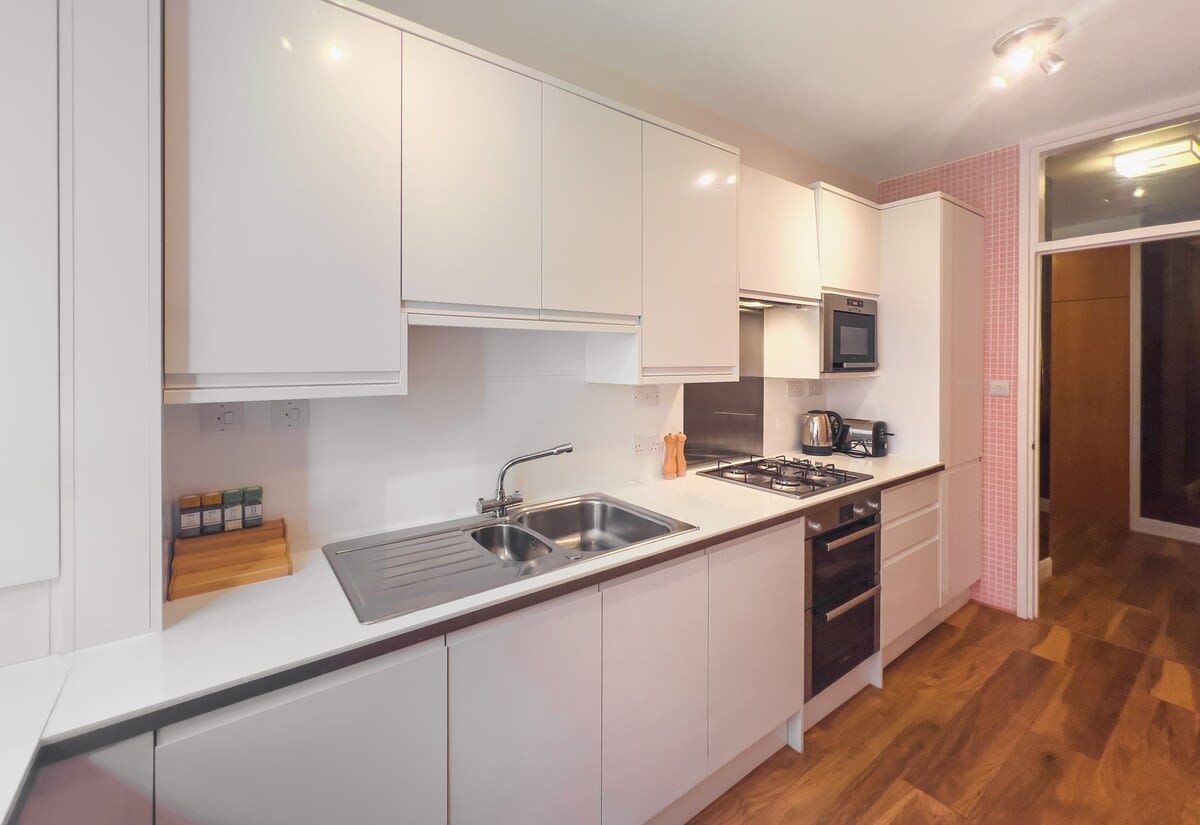 Property Image 2 - Covent Garden Haven - 2 Bedrooms. 2 Bathrooms