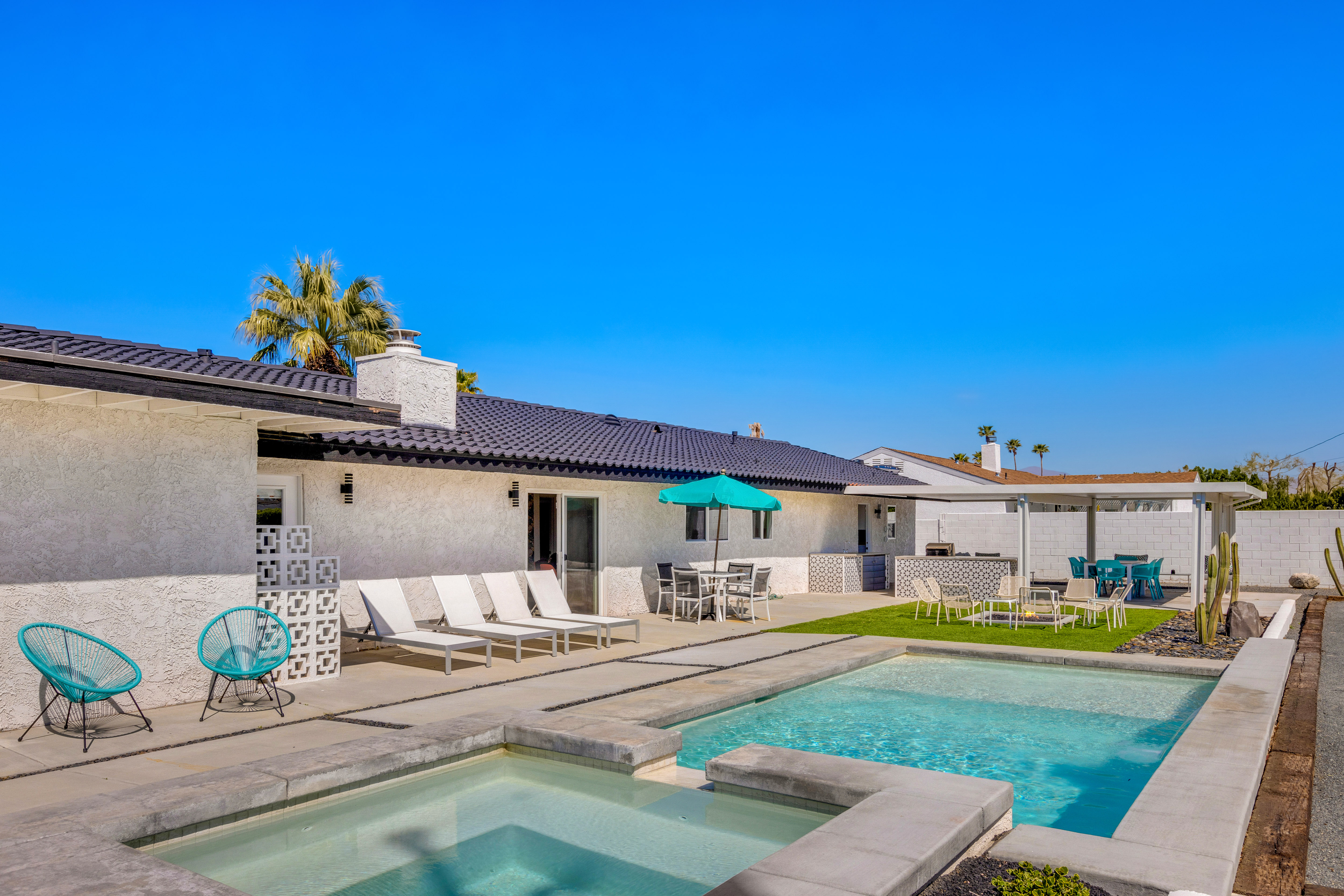 Property Image 1 - Luxurious Palm Springs Home: Private Pool & Spa!