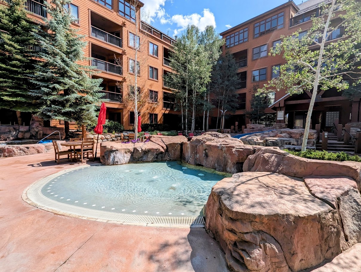 Kids Splash Pool at The Springs #summer