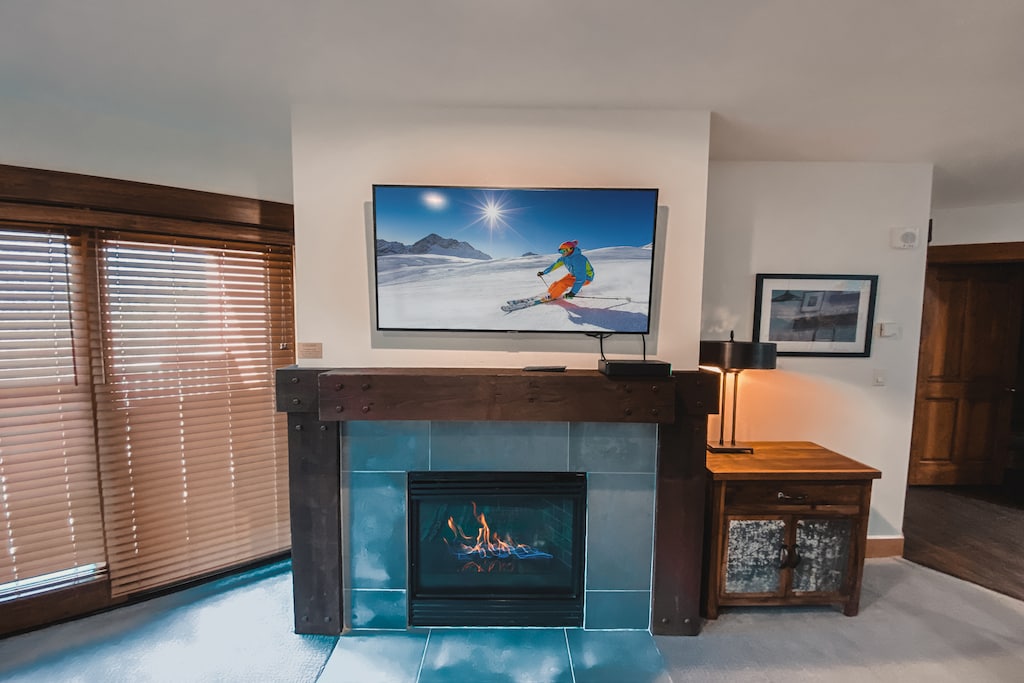Enjoy the gas fireplace and flat screen TV