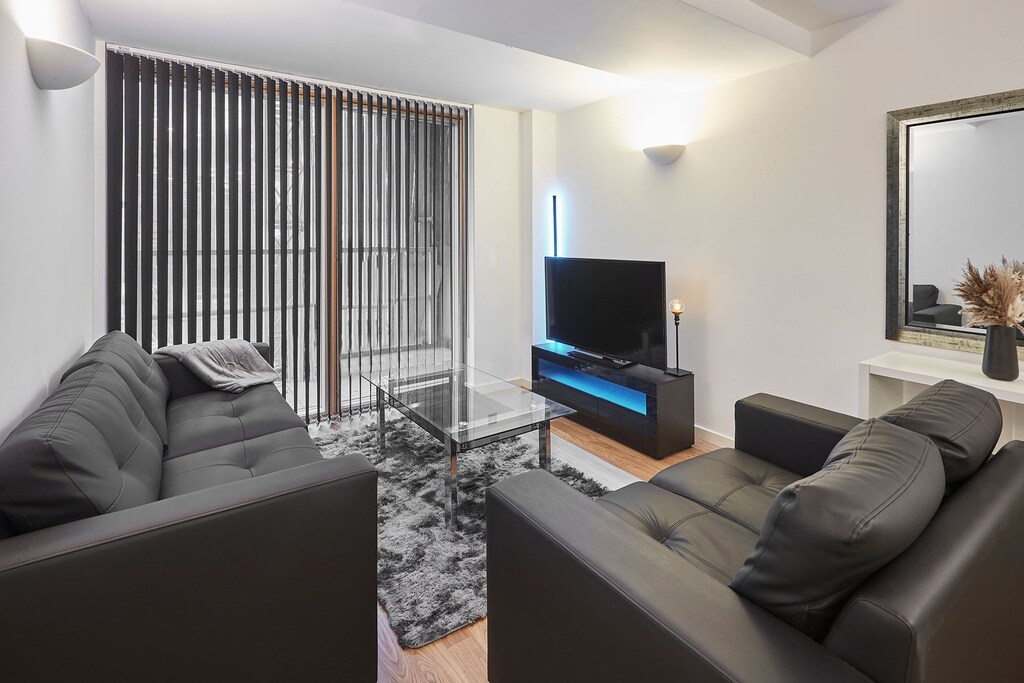 West Point, Leeds - Host & Stay