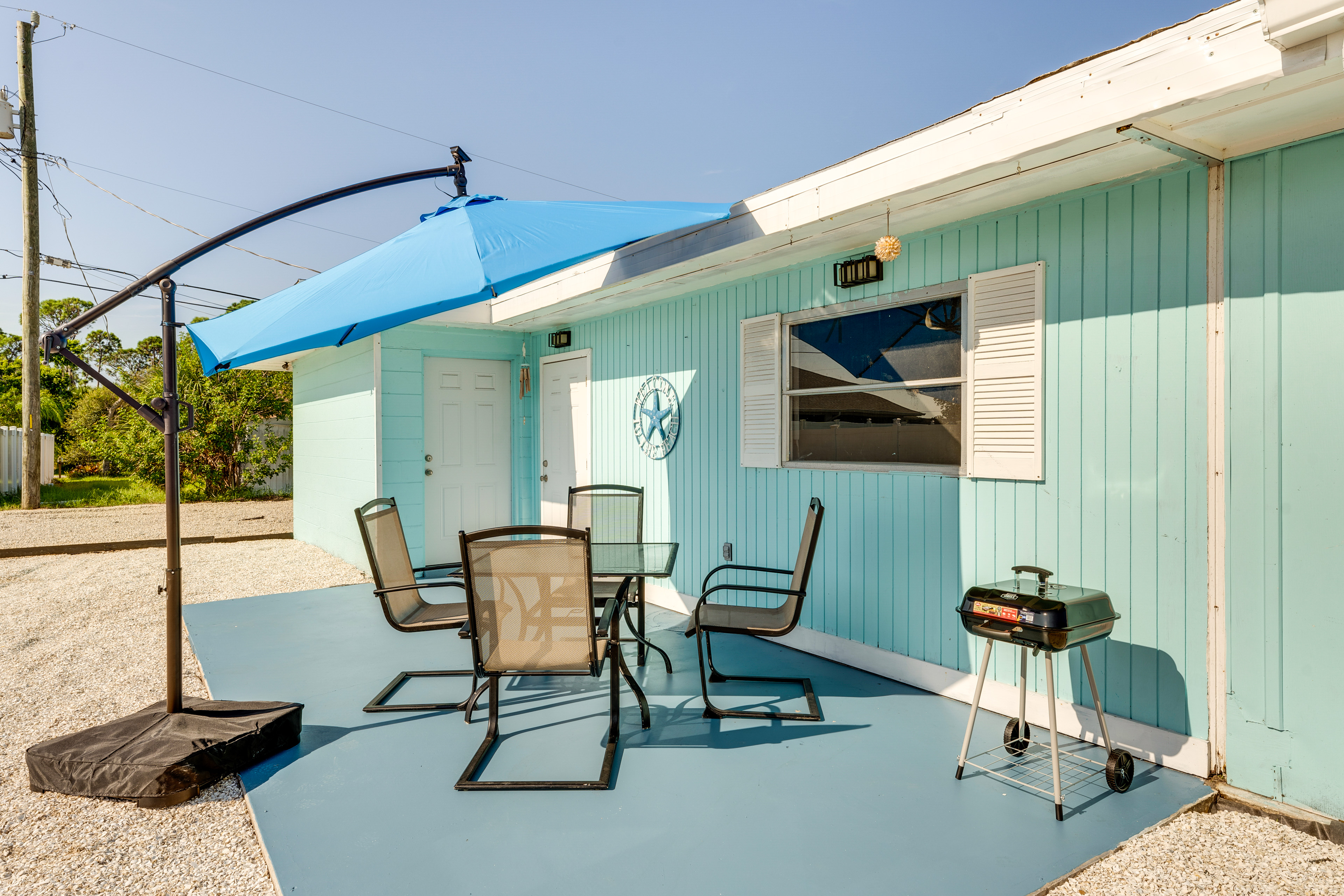 Property Image 2 - Pet-Friendly Venice Vacation Rental, 3 Mi to Beach