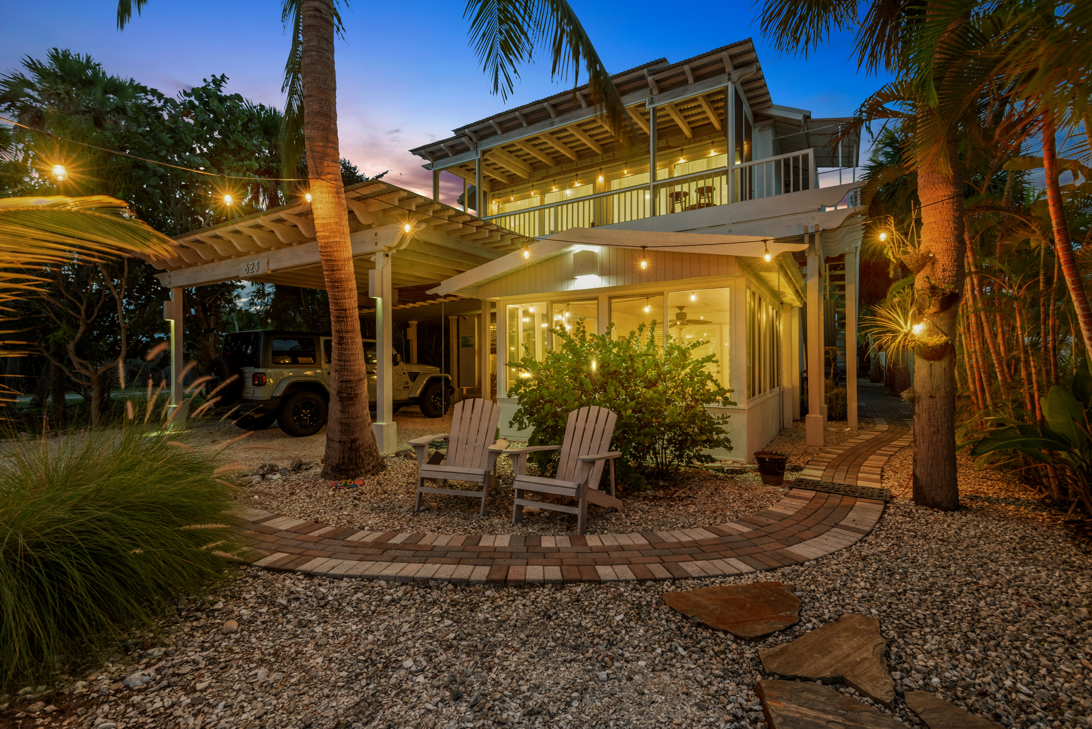 Property Image 2 - Siesta Key Oasis w/ Outdoor Pool + Screened Lanai!