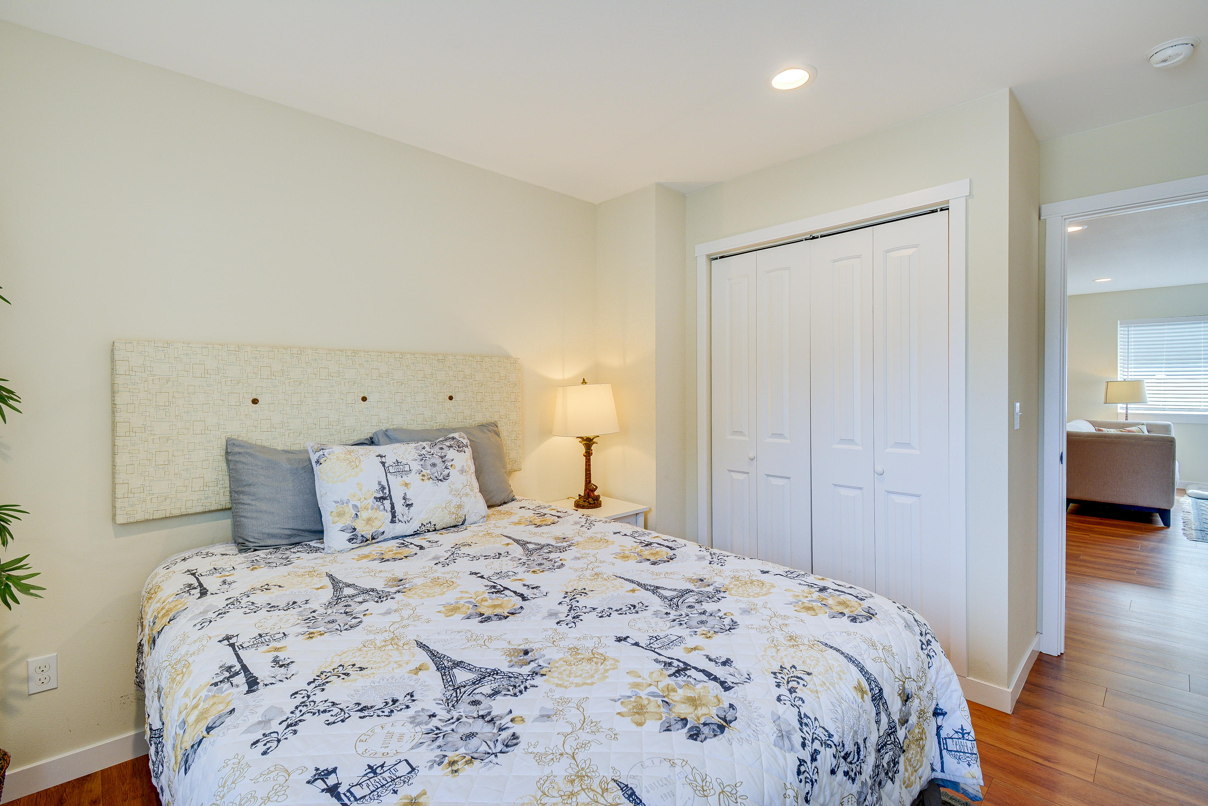 Westport Vacation Rental w/ Private Hot Tub!