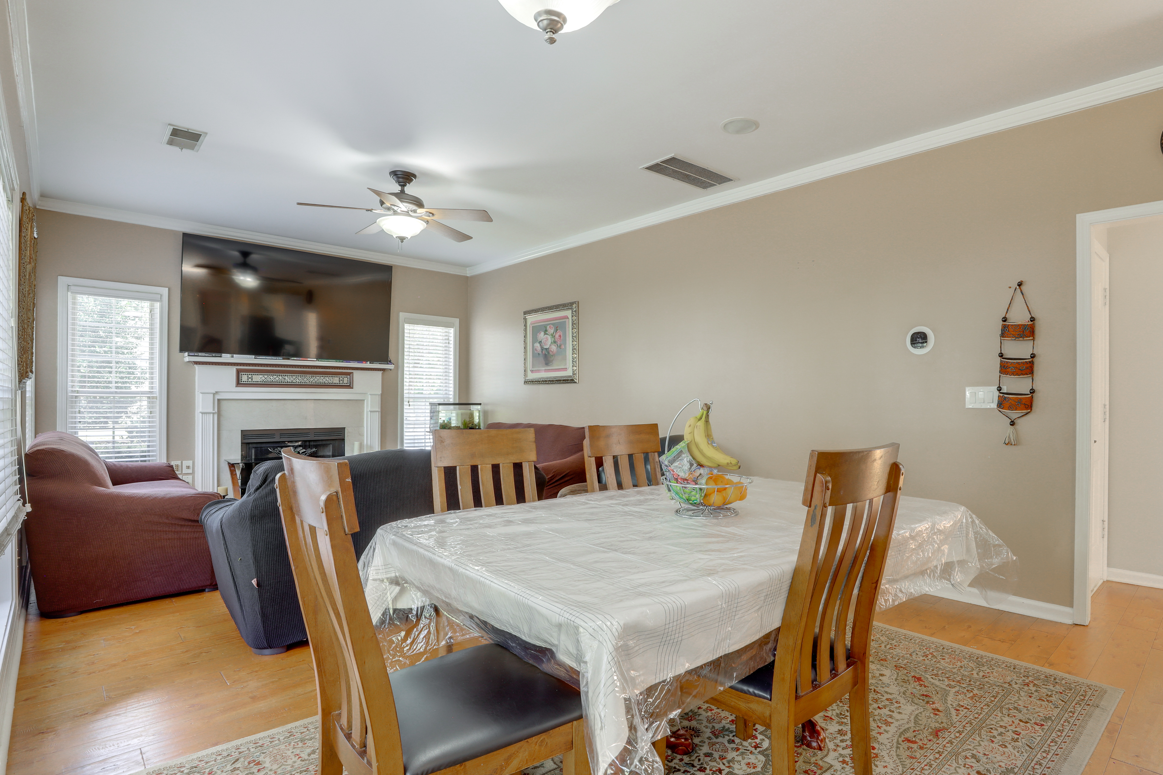 4 Mi to Chattahoochee River: Family Home w/ Yard!