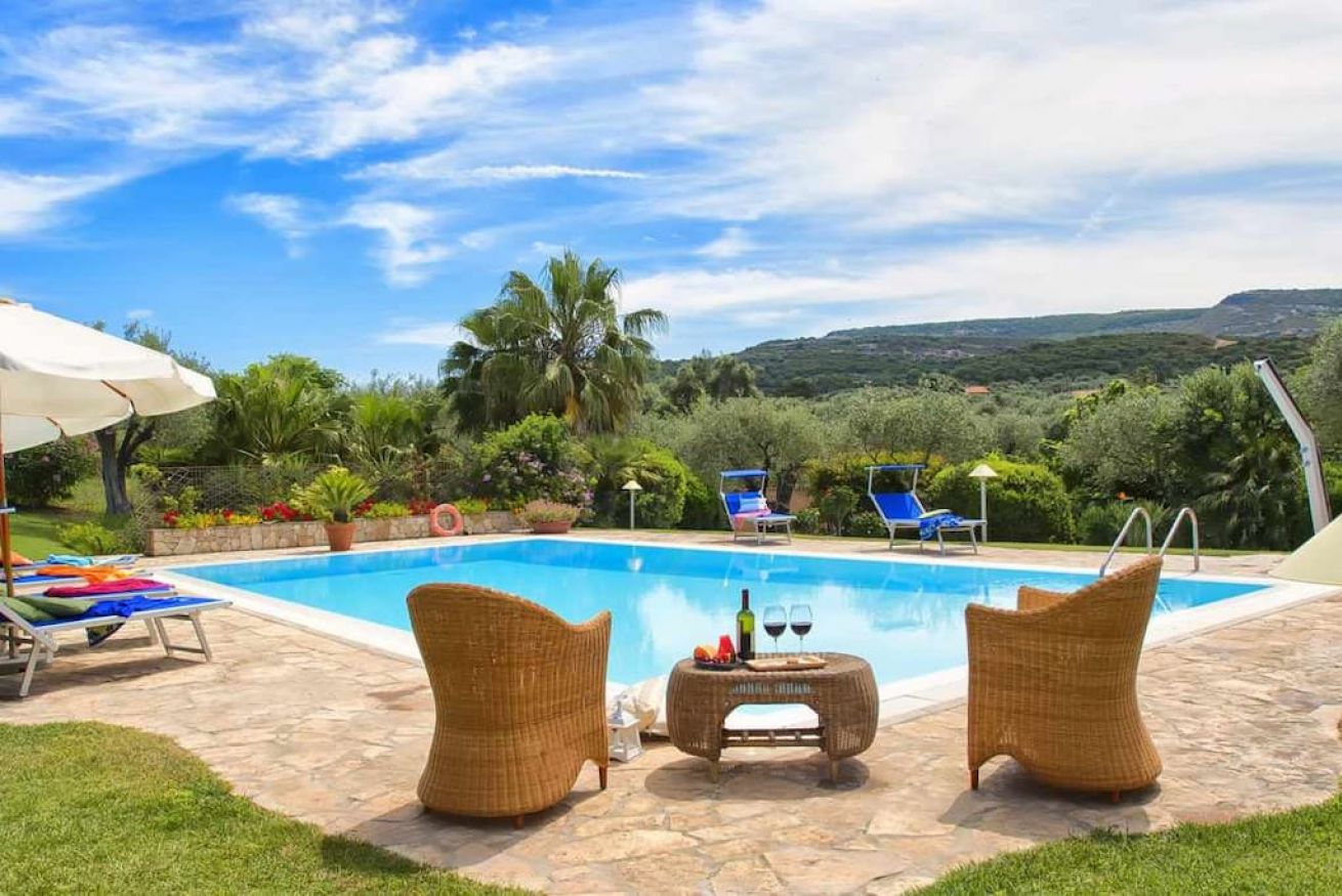 Property Image 2 - Villa Luna Smeralda with exclusive swimming pool