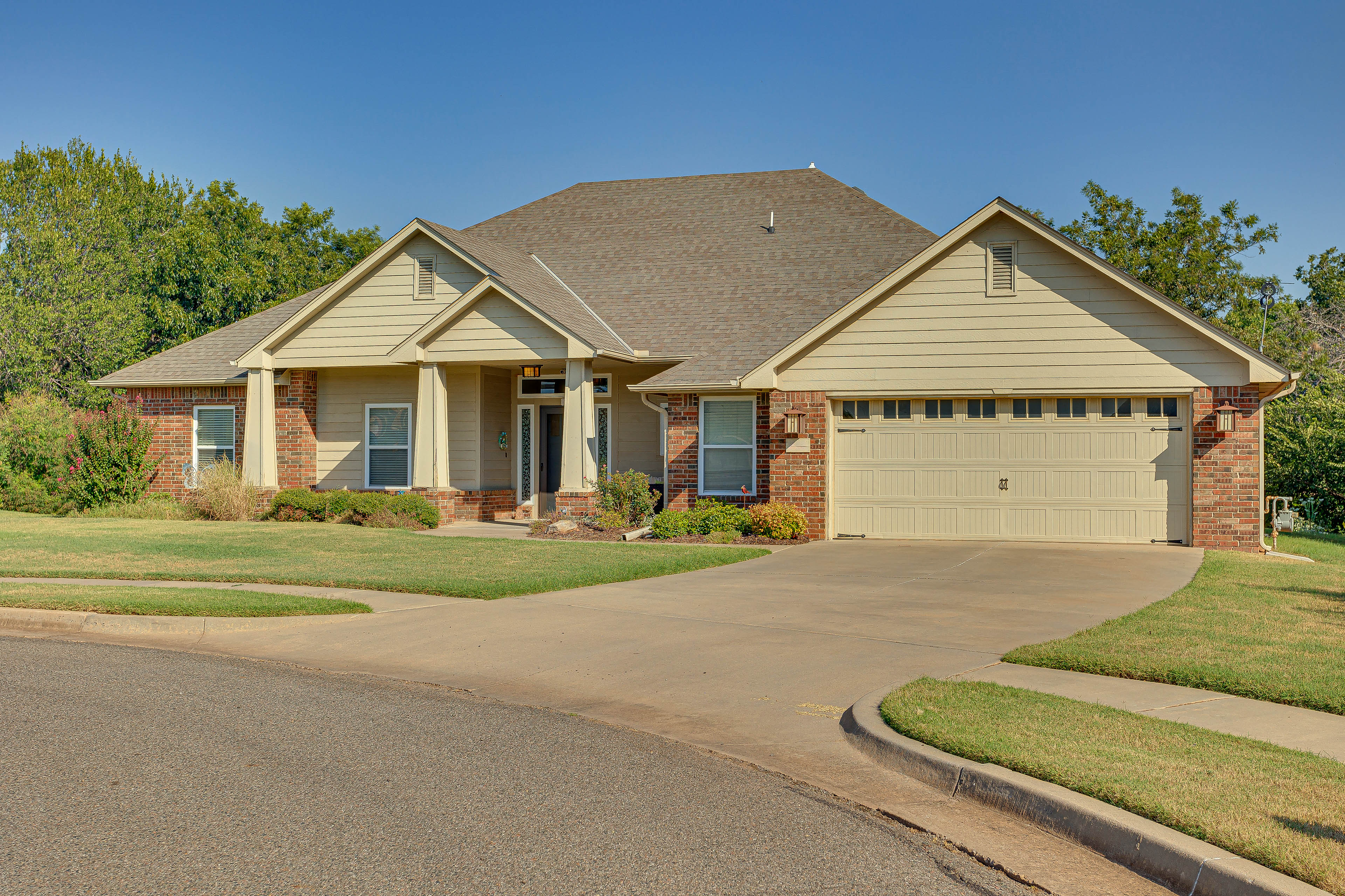 Property Image 1 - Quaint Noble Home: 6 Mi to University of Oklahoma!