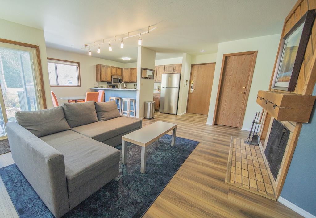 Updated vacation condo at Flying Dutchman