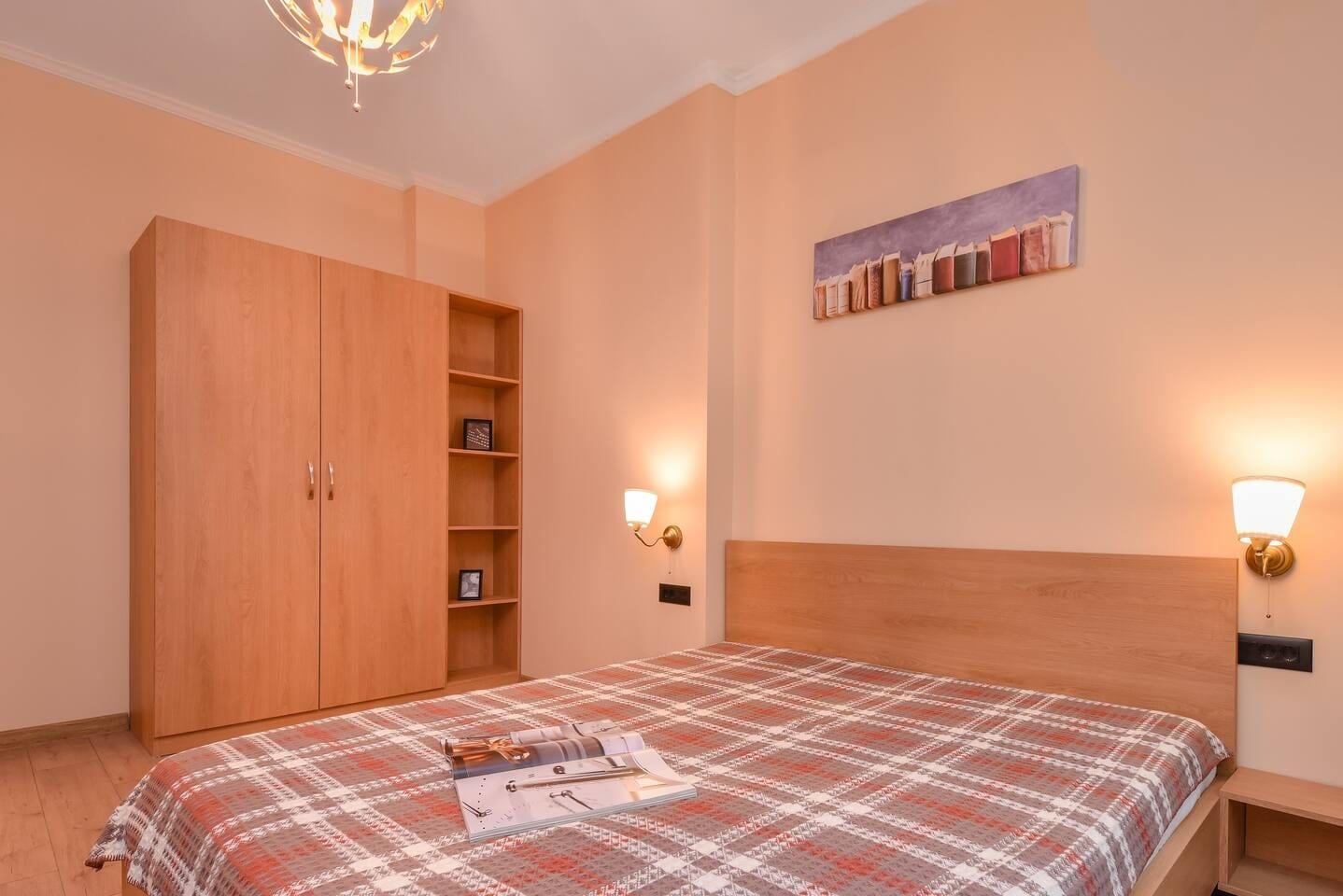 Sofia Dream Apartments - 3BD, 2BTHR - The Library