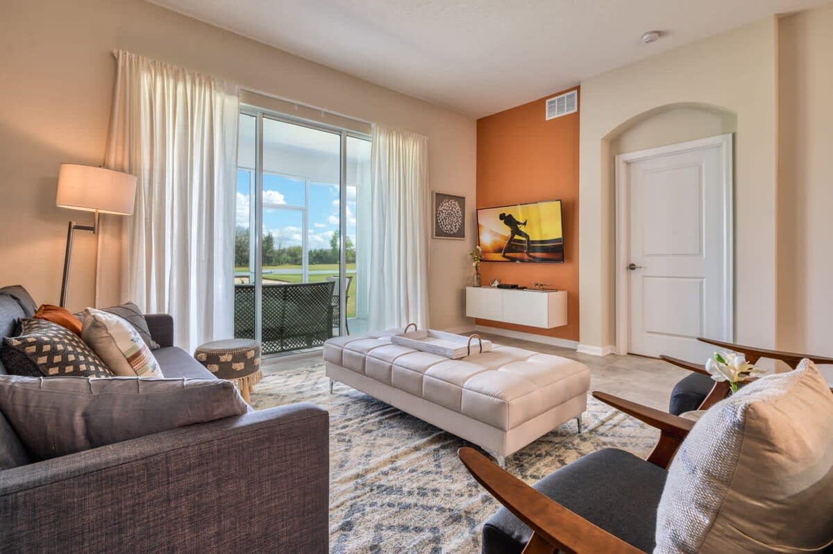 Property Image 2 - Chic Golf-View Condo - Simply Amazing