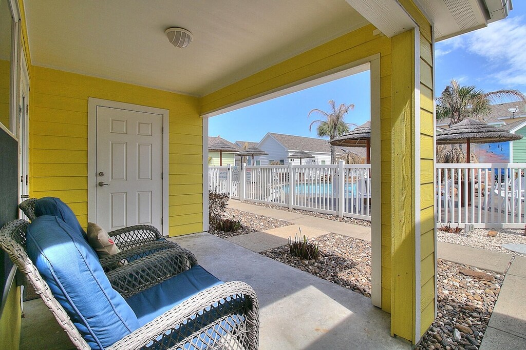 Perfect view of the pool