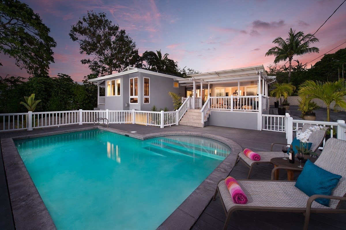 Property Image 1 - Kahaluu Sunset Hale Property Image 1 - Kahaluu Sunset Hale