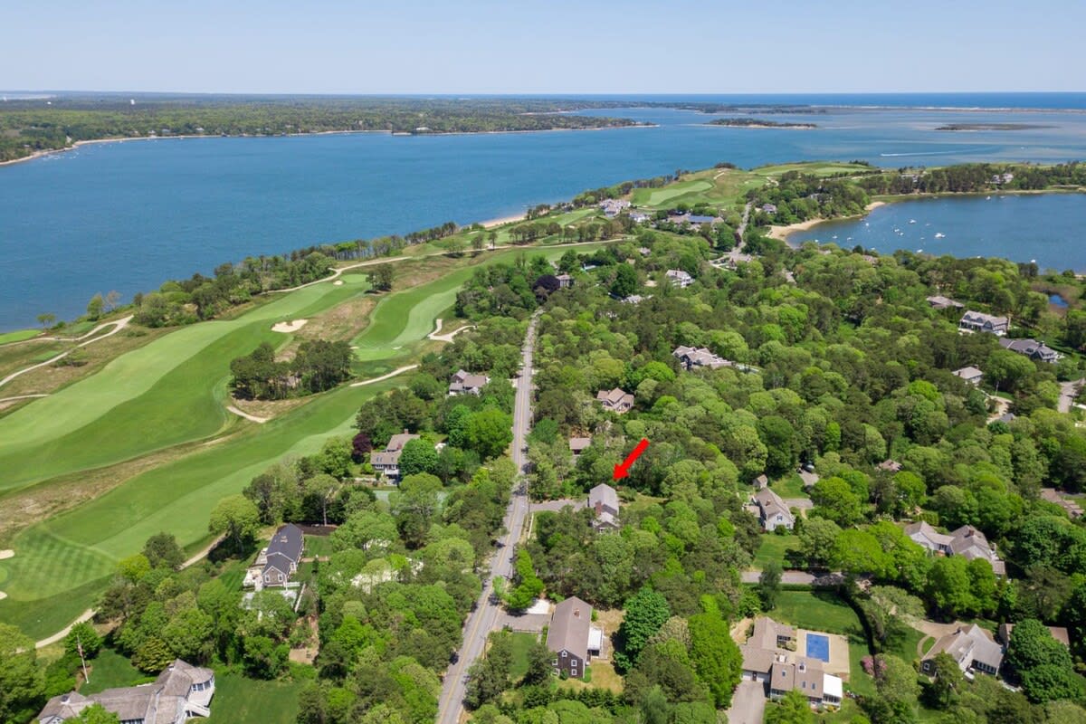 Property Image 1 - Exclusive Neighborhood 1/2 mi from Jackknife Beach