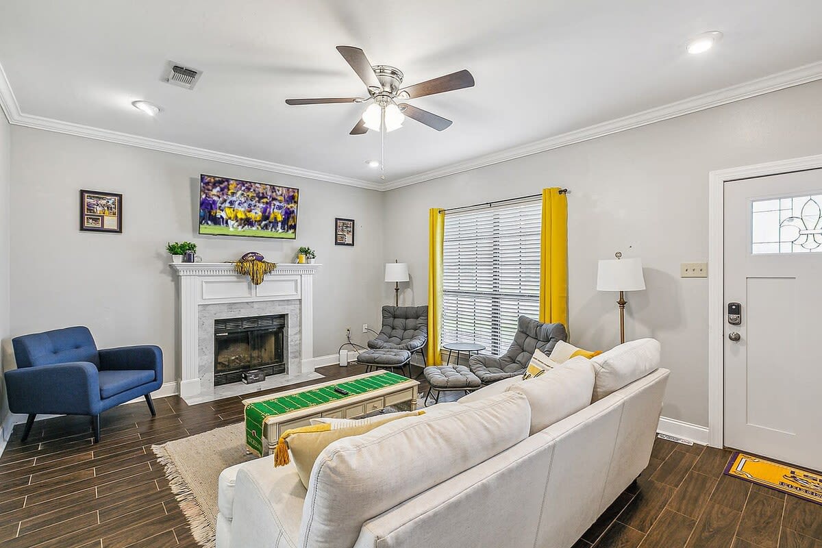 Property Image 1 - Tiger’s Den 4.5 mile to LSU, Games, Sleeps 8