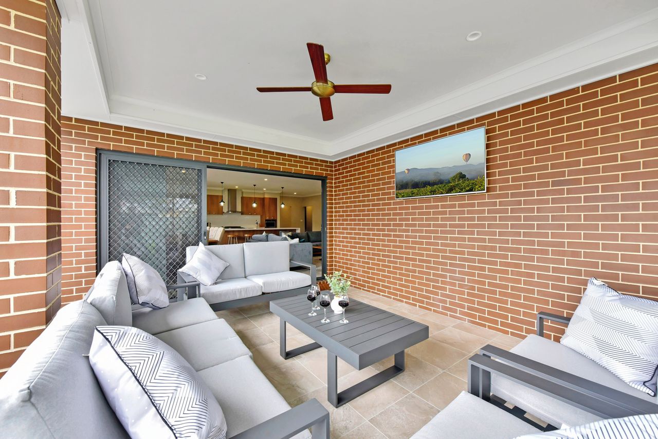 Property Image 2 - Stonebridge Modern Homestead in the Hunter Valley - 5 minutes to vineyards. 