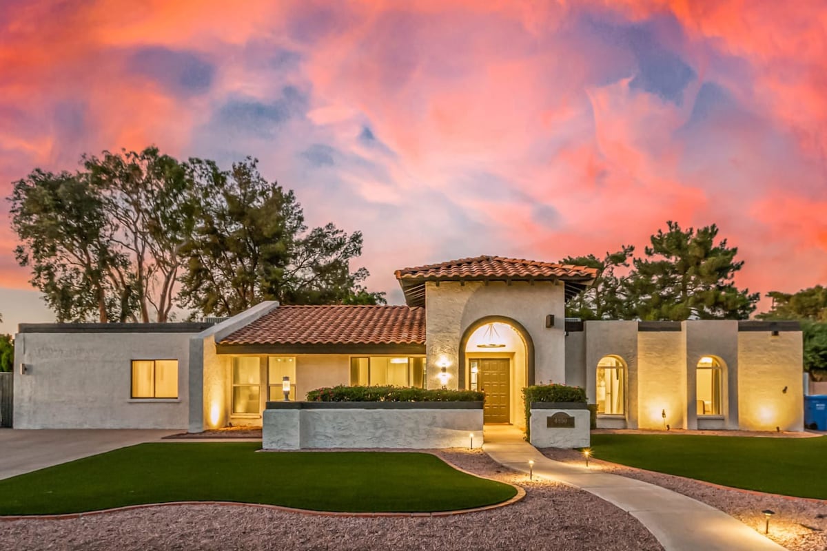 Your Own Private Scottsdale Vill