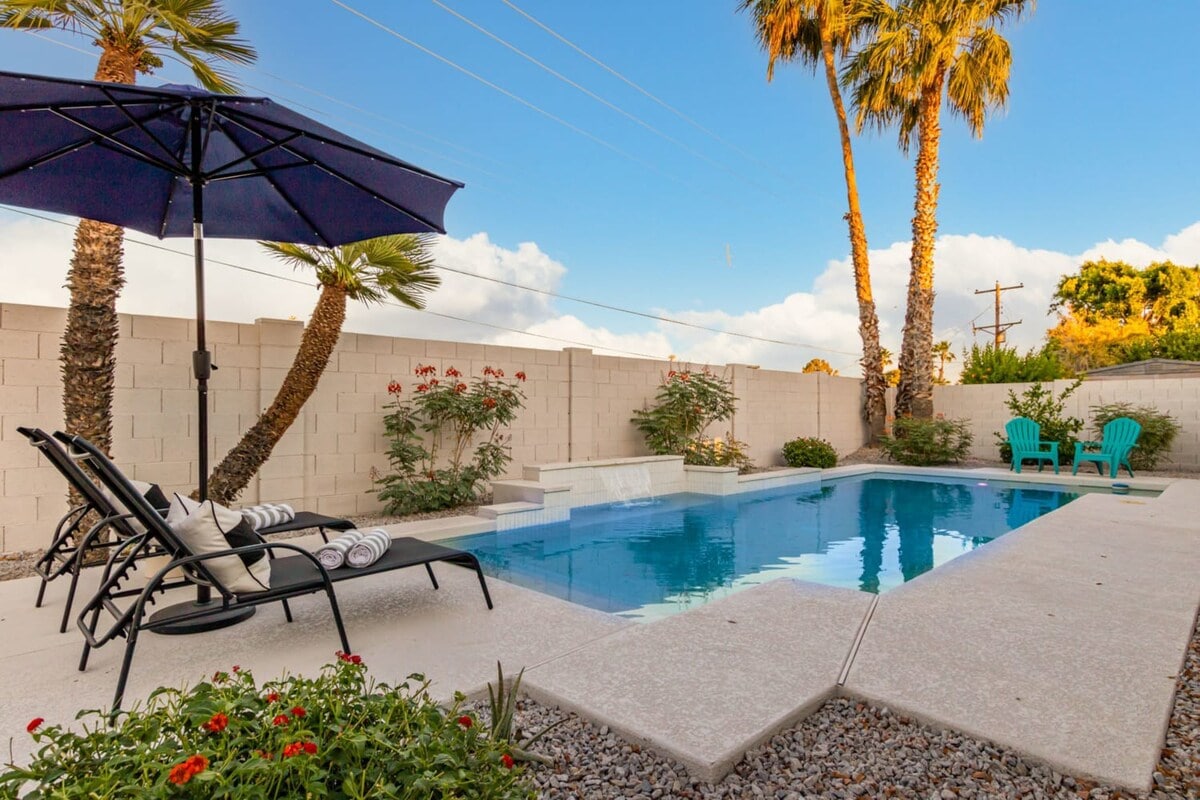 Soak up the Arizona Sun Poolside