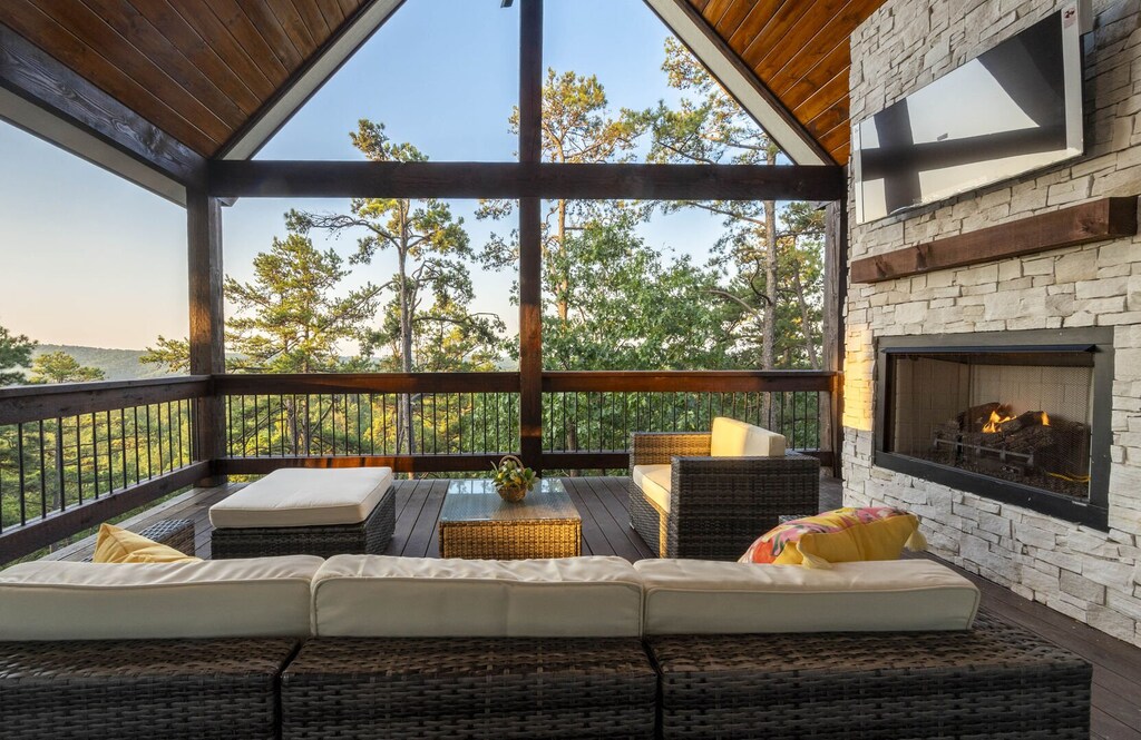 Back patio sitting area