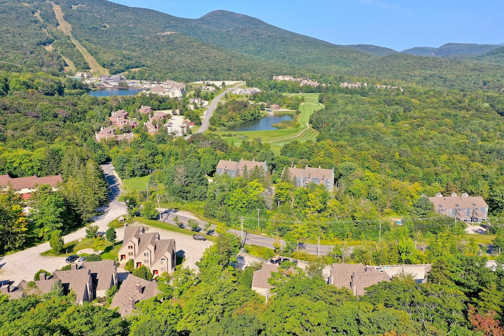 A gorgeous aerial view of Fall Line and its proximity to Killington ski and golf resort