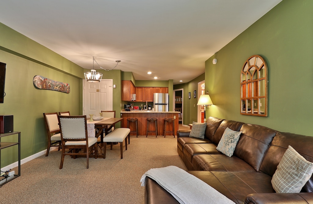 Welcome to our renovated Pico condo that's perfect for families.