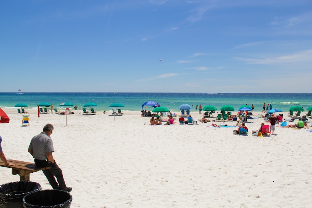 Gorgeous Beach - only 200 yards away!