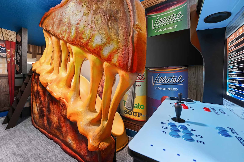 Foodie's Fantasy *Theme Room 1* on Second Floor