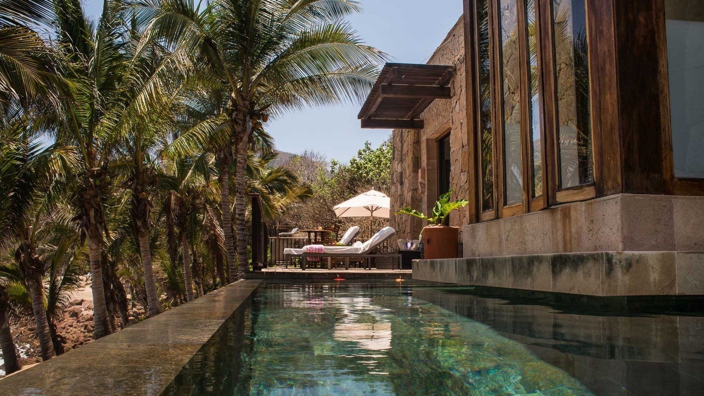 Where Nature, Luxury and Comfort Dance Where Nature, Luxury and Comfort Dance