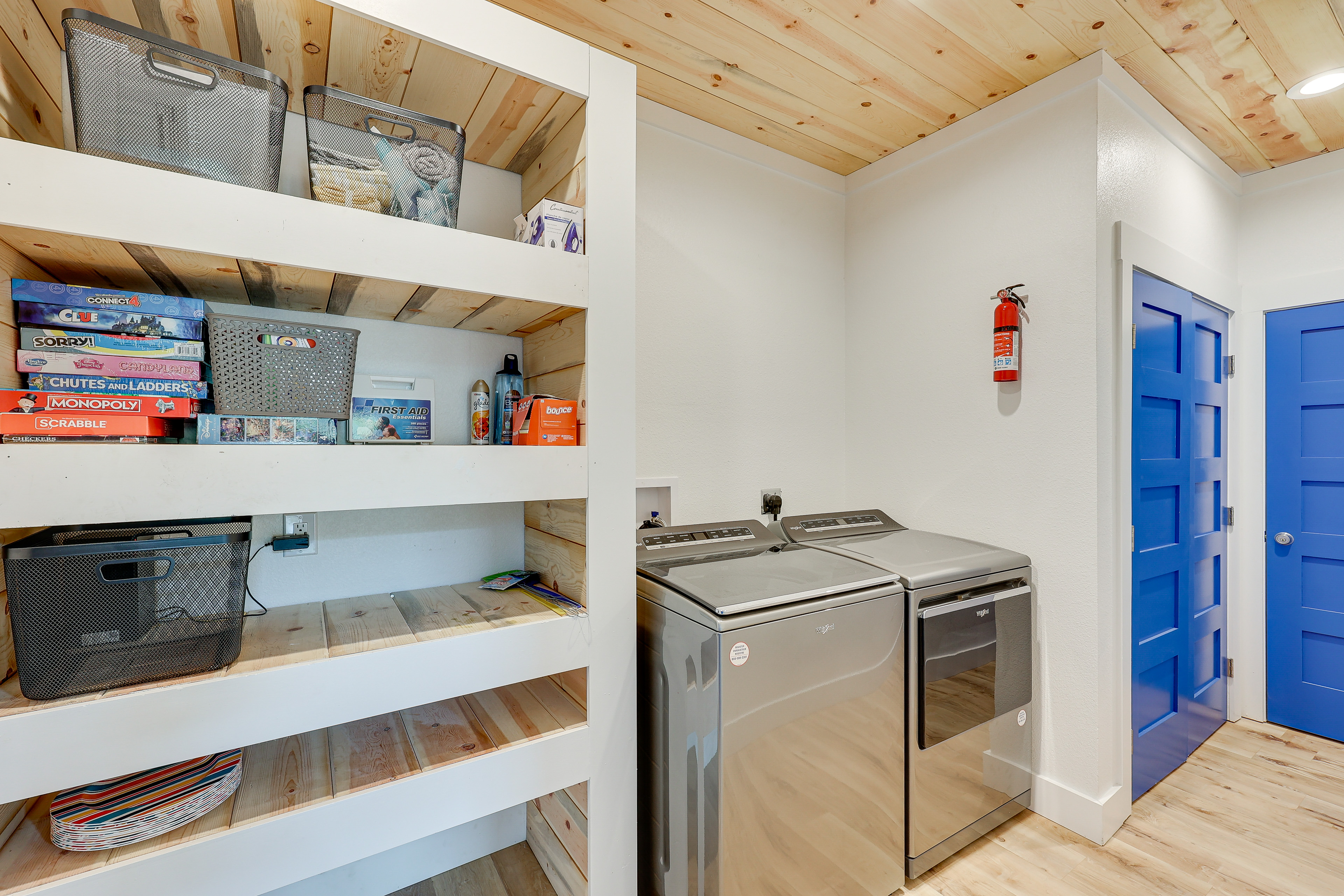 Riverfront 'Caddo Shack' Home w/ Views & Fire Pit