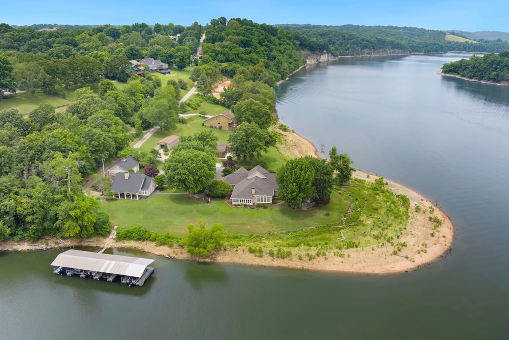 Enjoy DIRECT access to Beaver Lake at Shoreline Serenity!