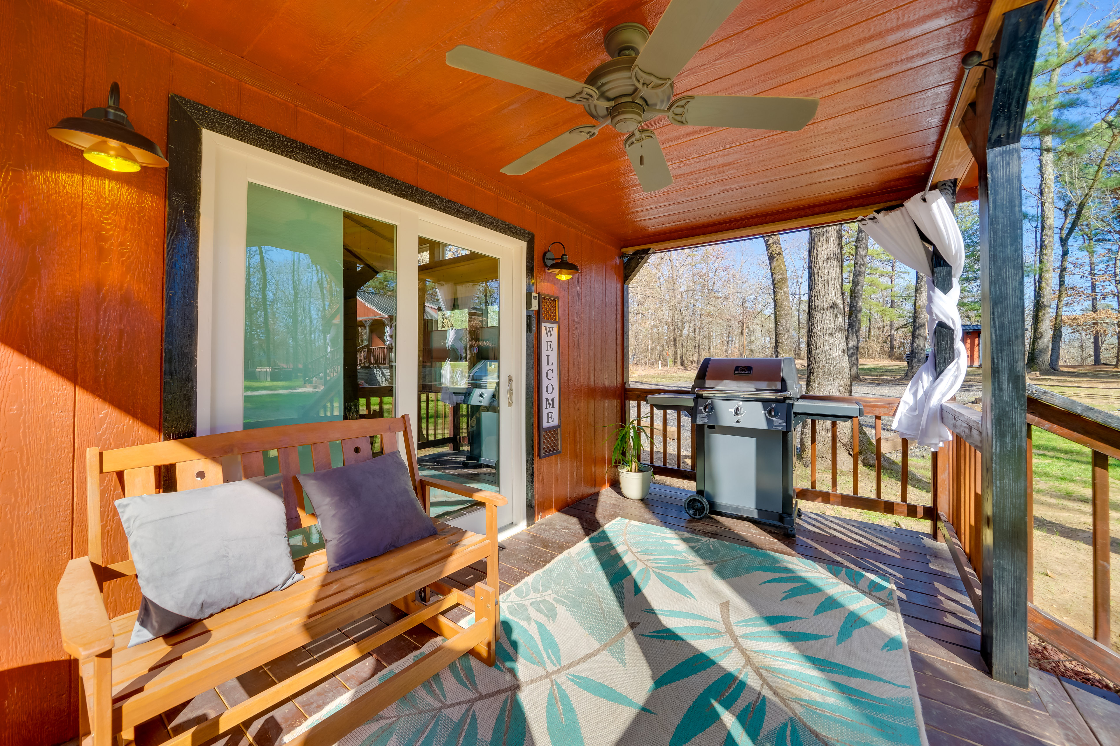 Property Image 2 - ’Sweet Spot’ Cabin in Broken Bow w/ Fire Pit!