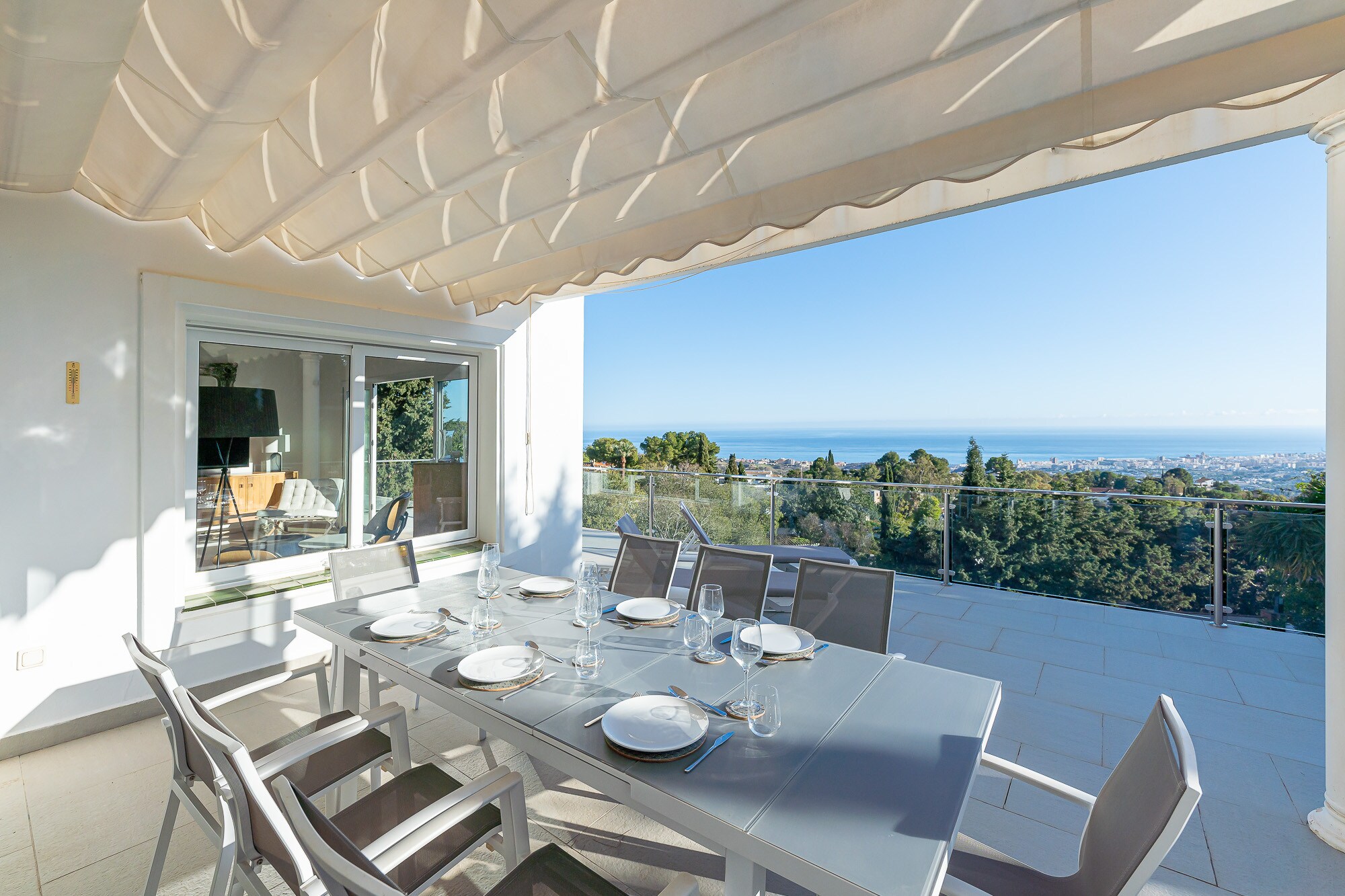 Property Image 2 - Stunning Villa with Panoramic Views of the Med 