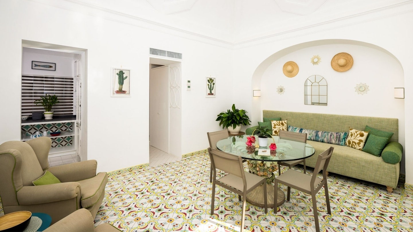 Property Image 2 - Graceful Positano Villa in Historical Building