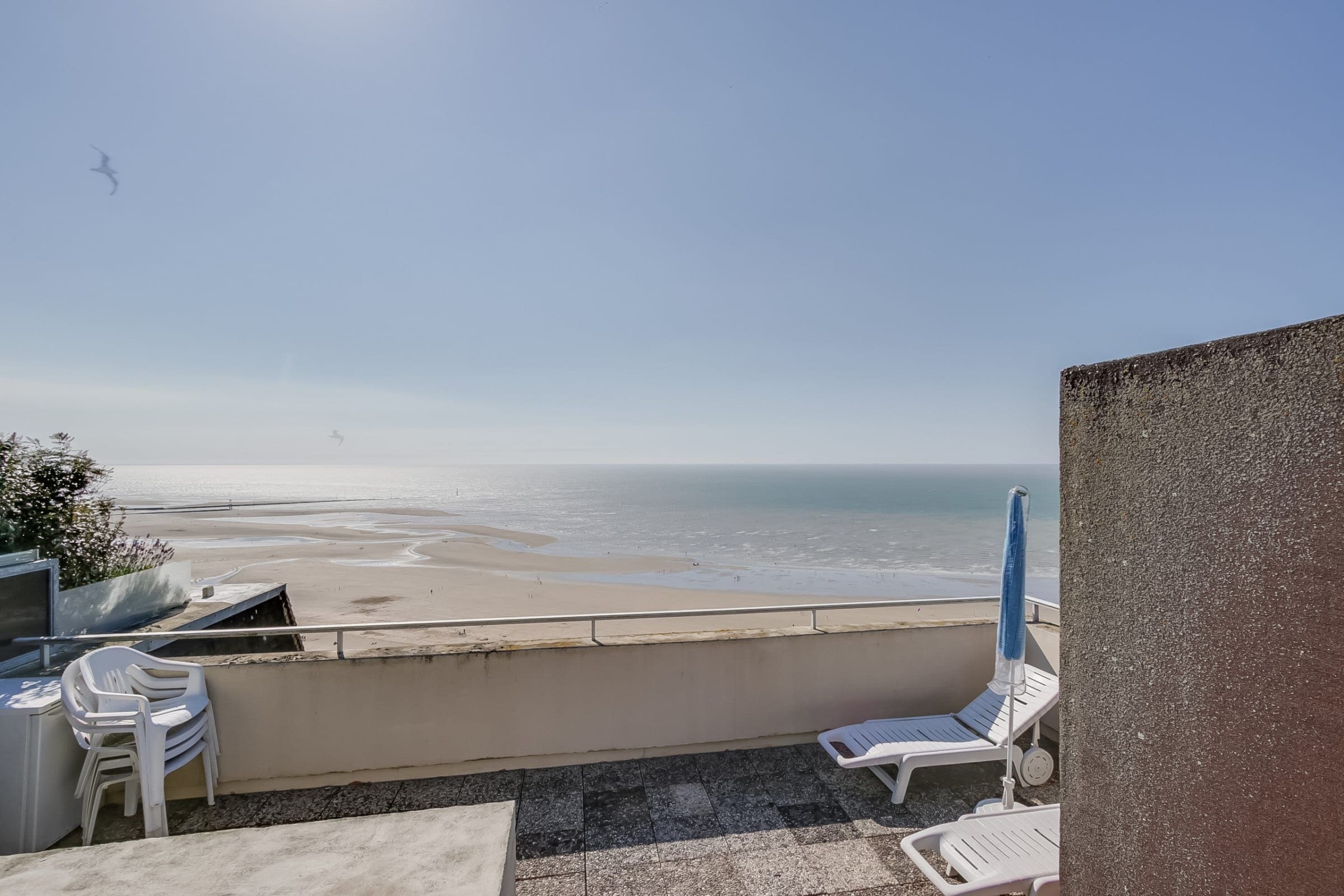 Property Image 1 - Charming 2BR Apartment Overlooking the Sea - Trouville
