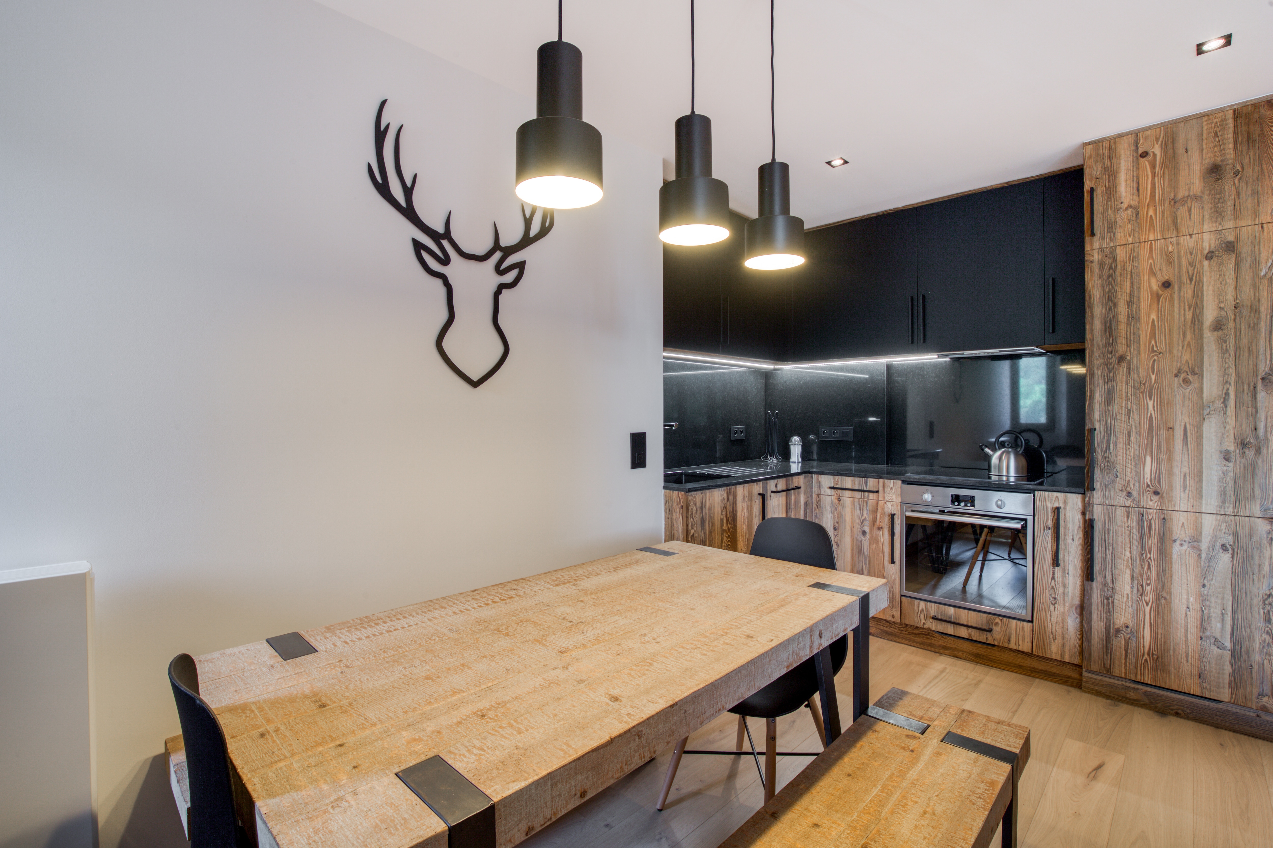 Cozy Retreat in the Heart of Megev