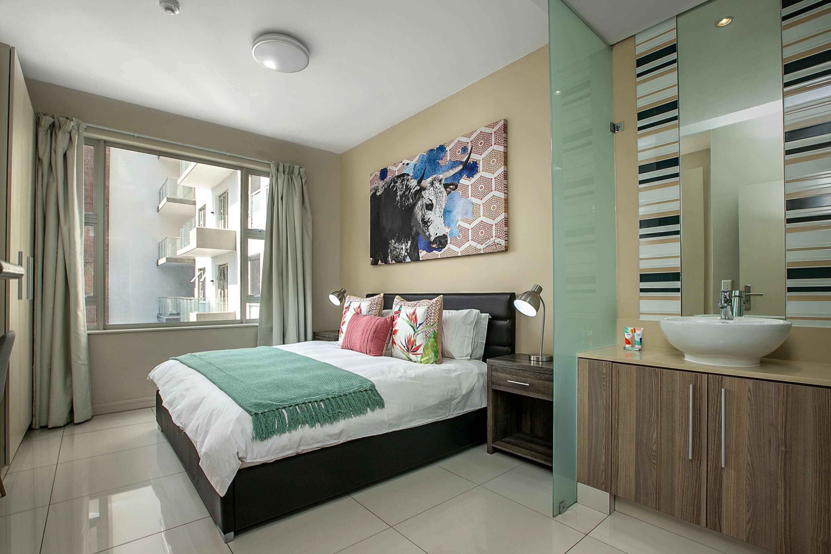 Property Image 2 - Comfortable and Stylish in Rosebank