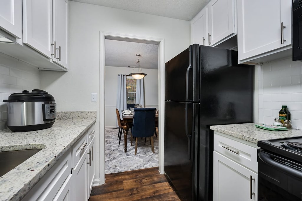 Enjoy the fully stocked kitchen