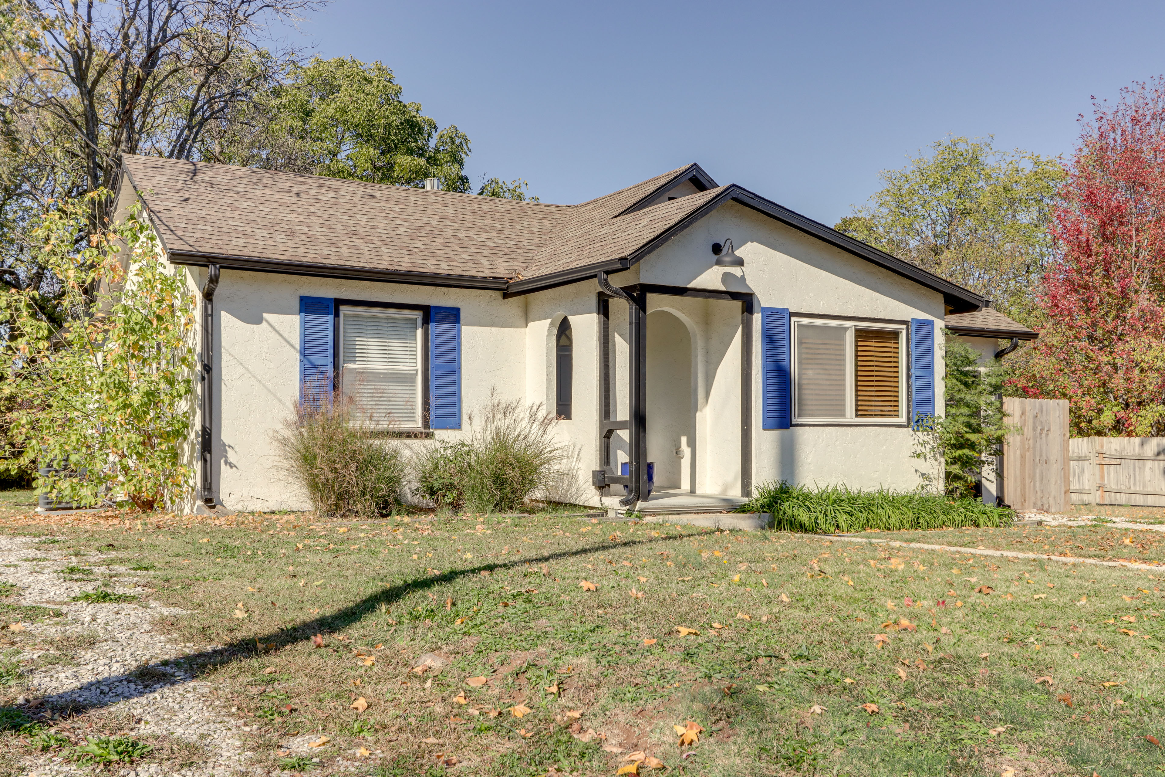 Property Image 2 - Chic Joplin Cottage w/ Patio < 3 Mi to Town!