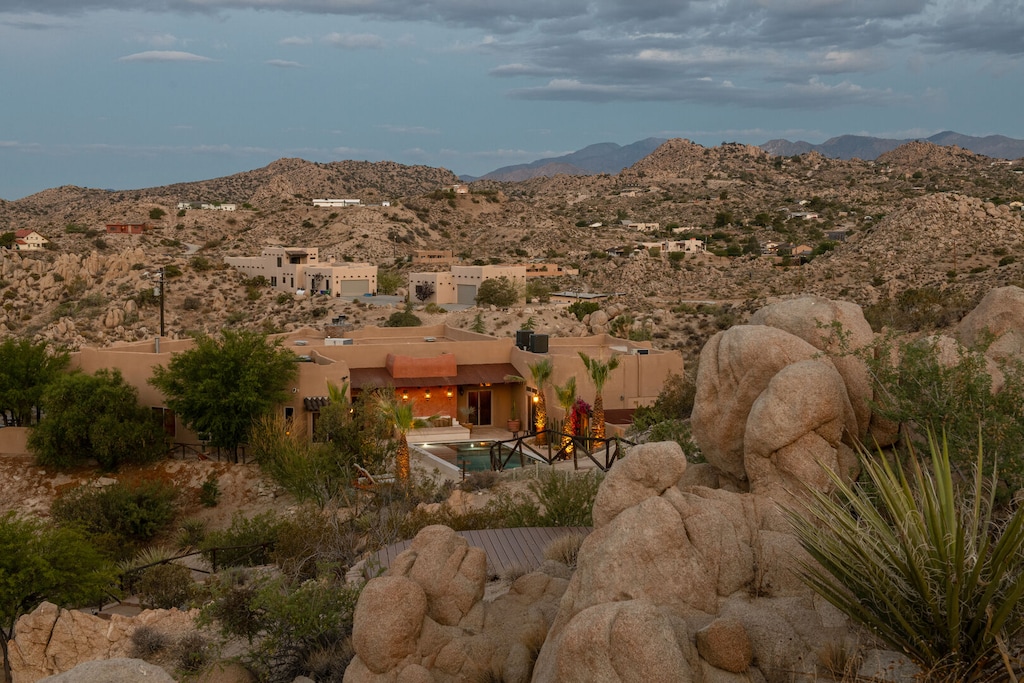 Your oasis in the boulders.