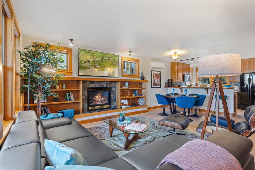 Living Room with Smart TV and Gas Fireplace