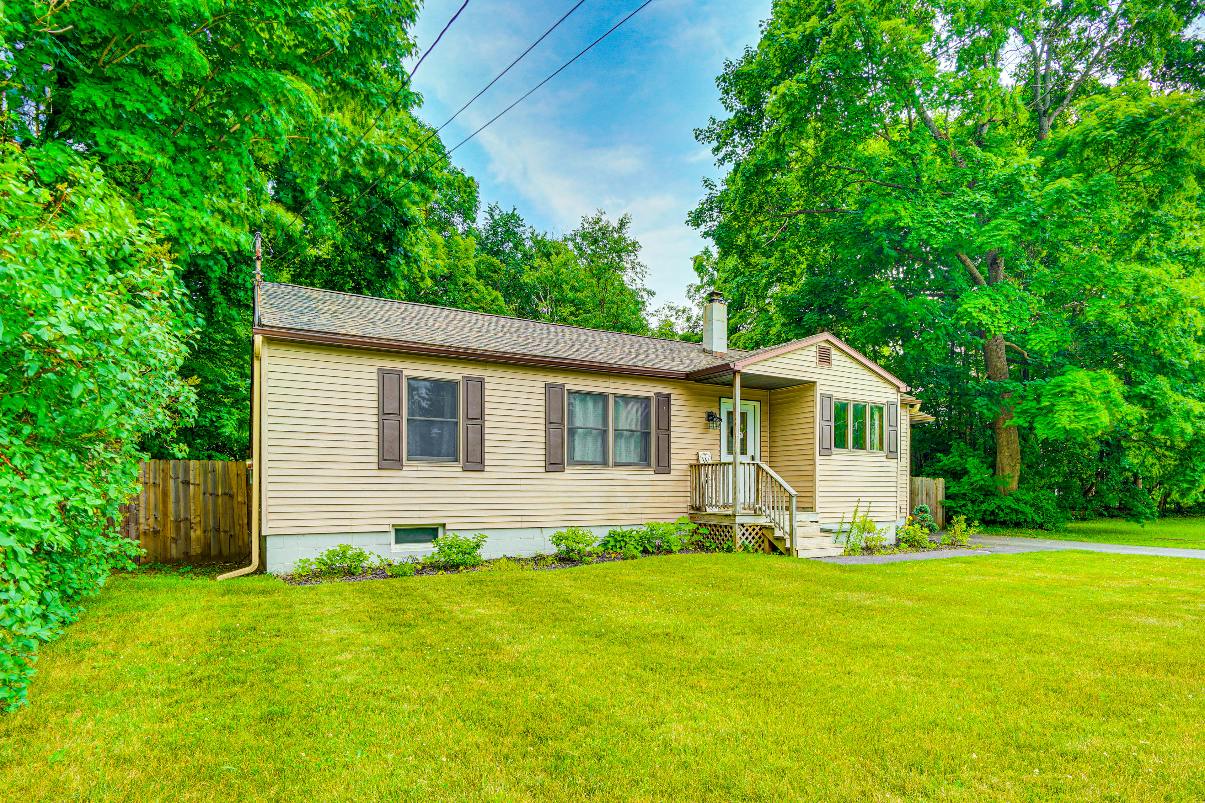 Family-Friendly Home w/ Hot Tub, Near Lake George!