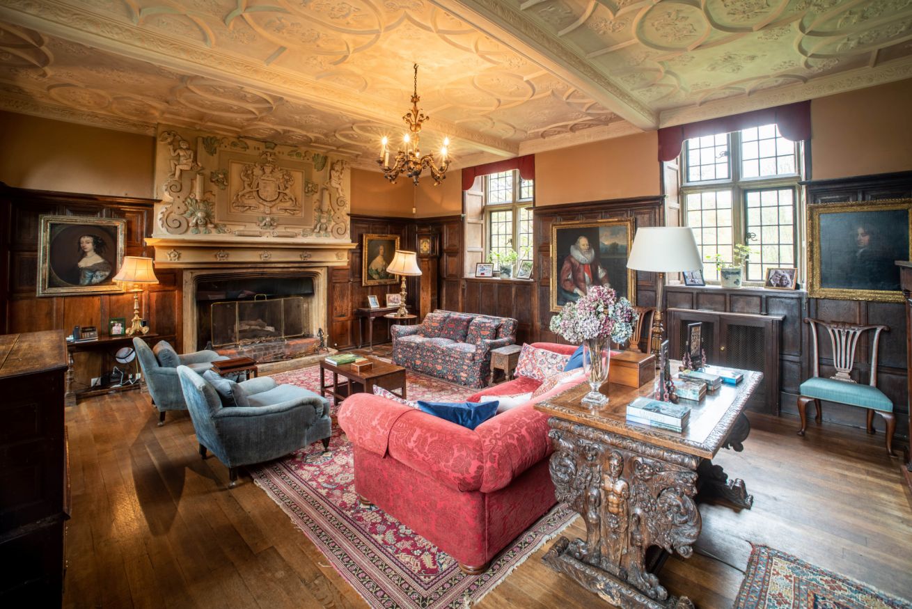 Property Image 2 - Historic Tudor Manor in West Dorset