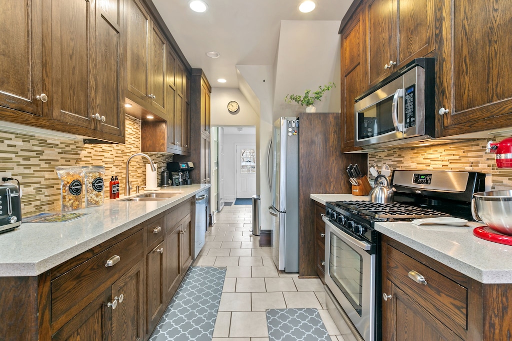 Fully stocked kitchen