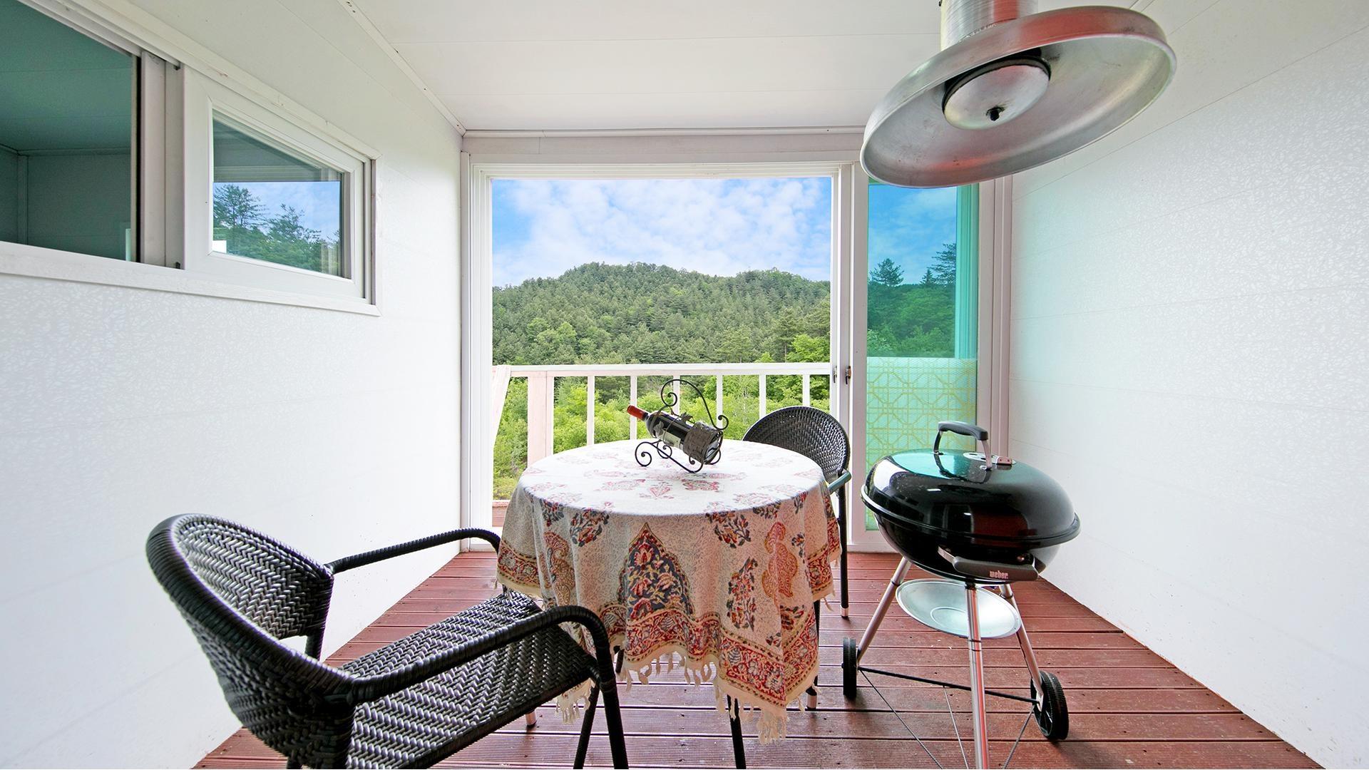 Property Image 2 - Hongcheon On The Hill Pension - Elve
