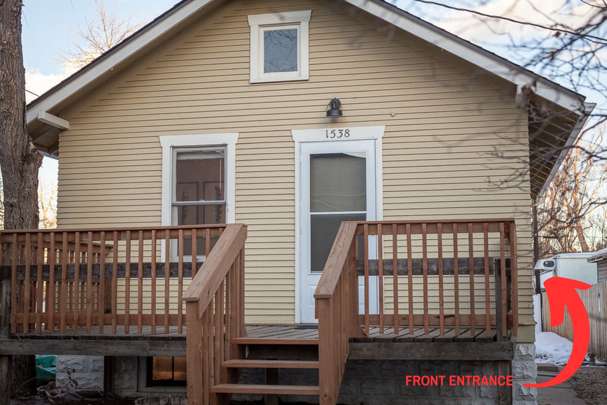 Carriage House | Access from the Side Door