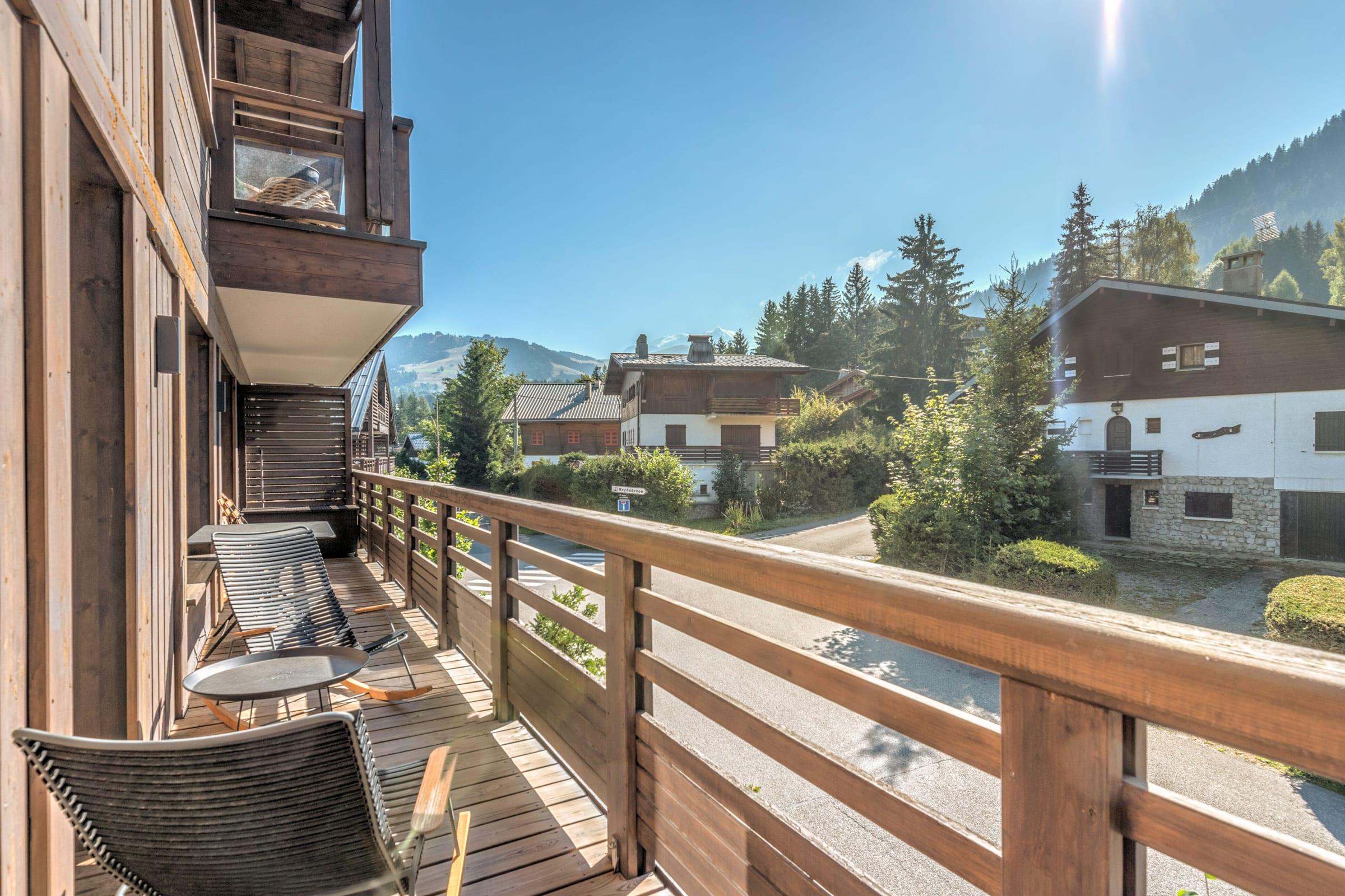 Property Image 2 - 98FAU - Megève - F74-2